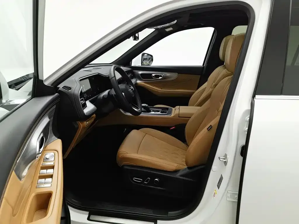 GAC Motor Trumpchi GS8 — фото 8