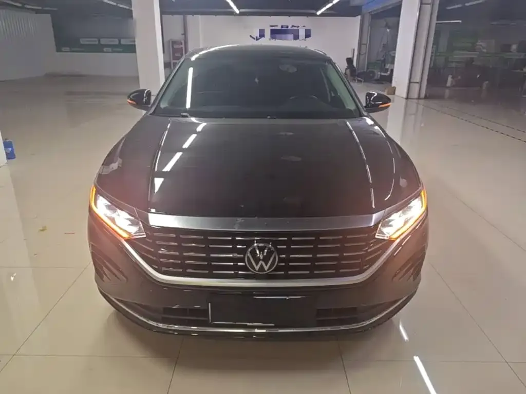 Volkswagen Passat — фото 4