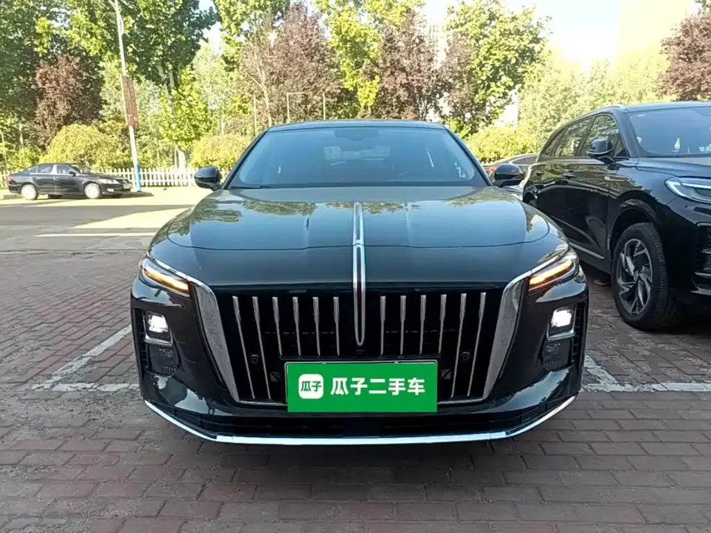 Hongqi H5 PHEV — фото 2