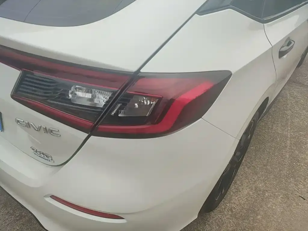 Honda Civic — фото 8