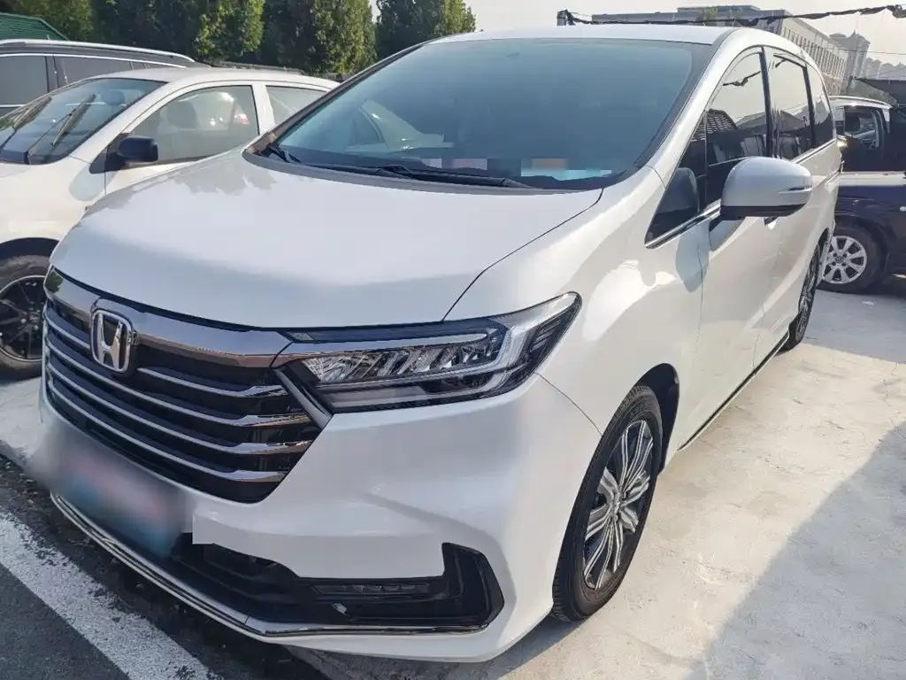 Honda Odyssey — фото 1