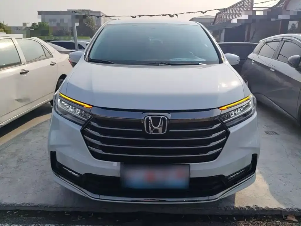Honda Odyssey — фото 2