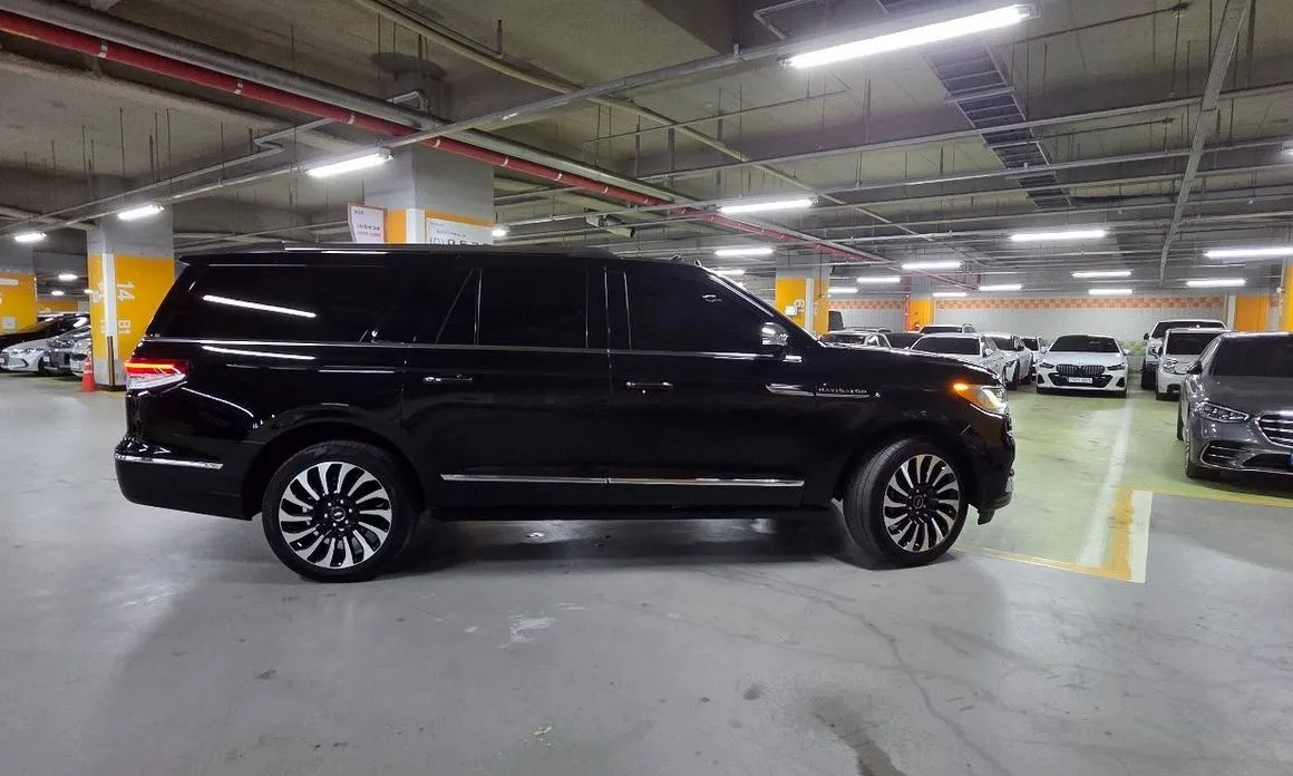 Lincoln Navigator — фото 10