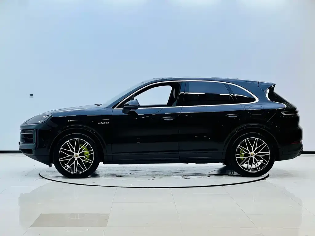 Porsche Cayenne Hybrid — фото 2