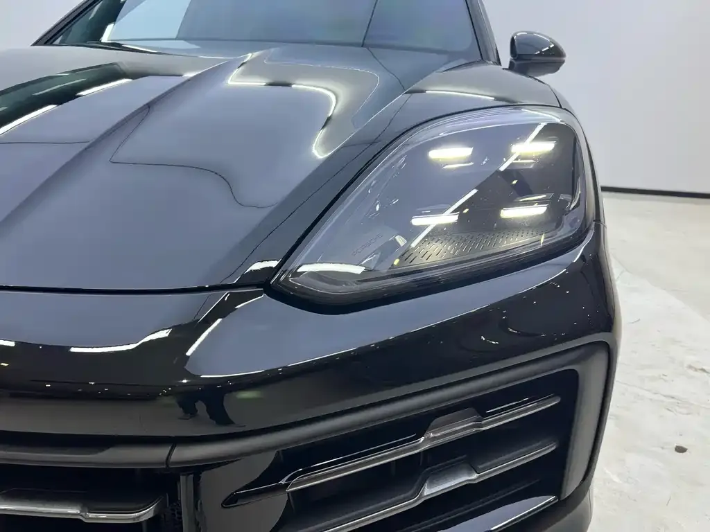 Porsche Cayenne Hybrid — фото 6
