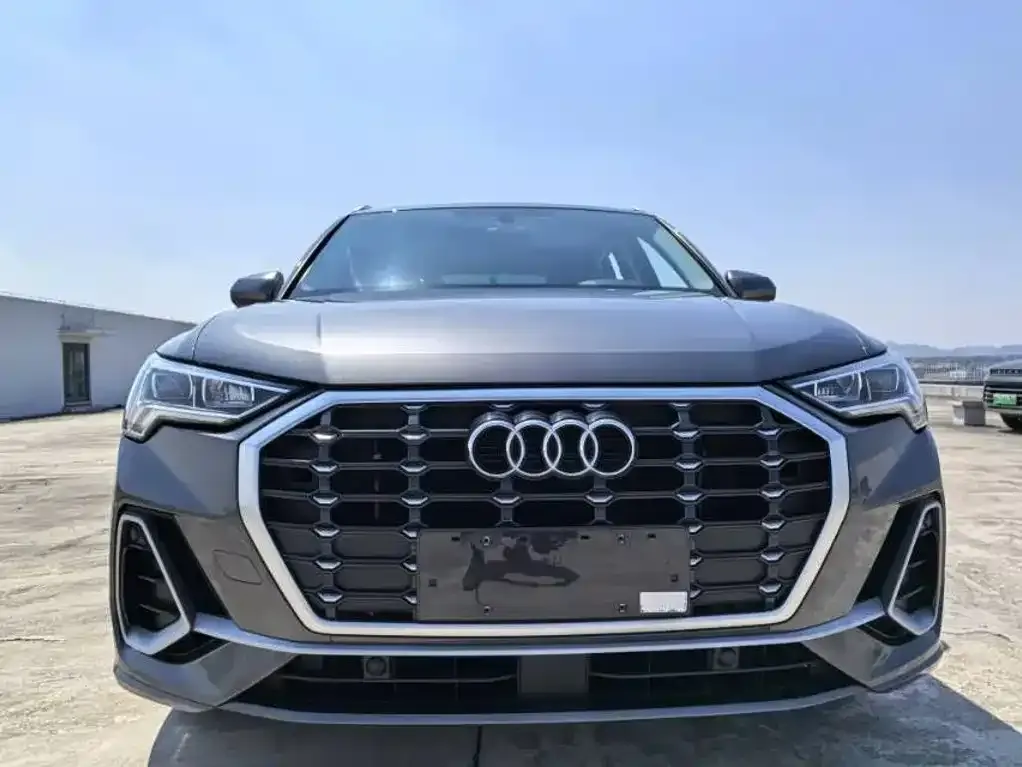 Audi Q3 — фото 2