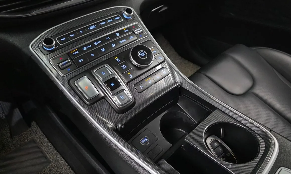 Hyundai Santafe — фото 9