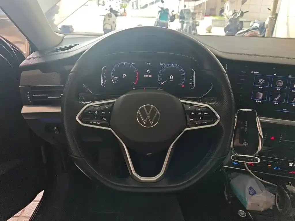 Volkswagen Passat — фото 6