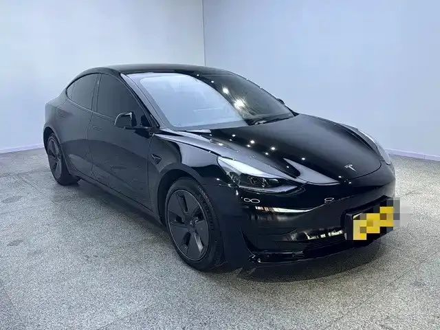 Tesla Model 3 — фото 6
