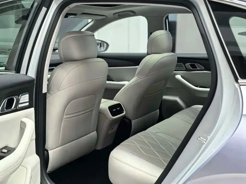 Geely Galaxy A7 EM — фото 9