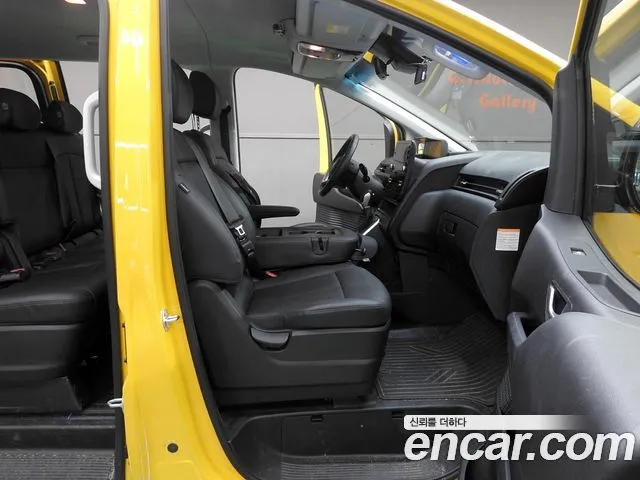 Hyundai Staria — фото 10