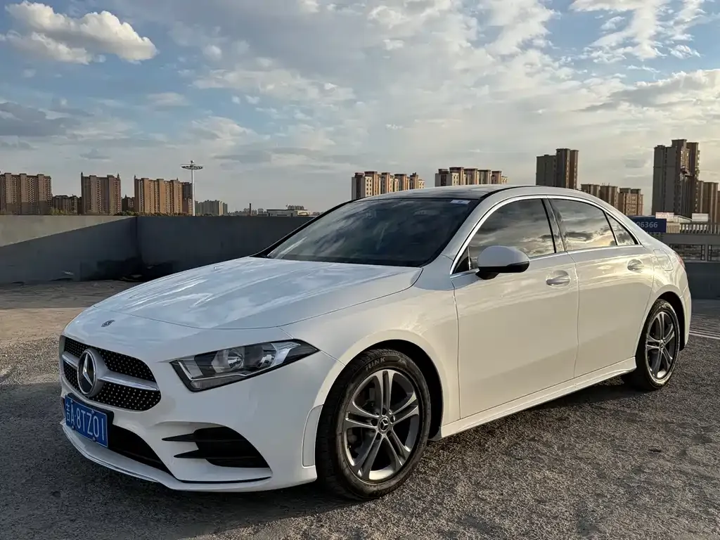 Mercedes-Benz A-Class — фото 1