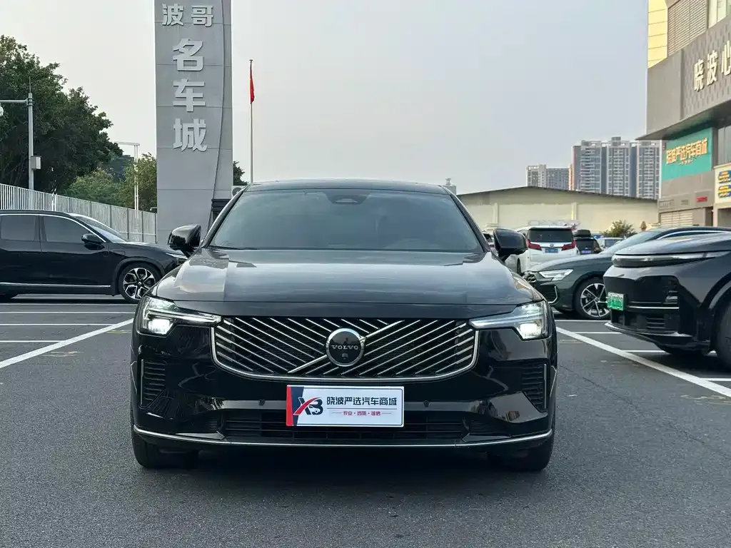 Volvo S90 — фото 9