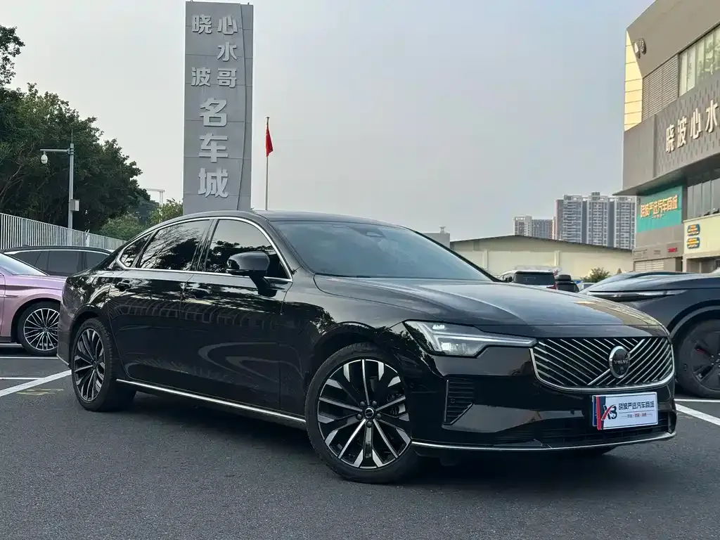 Volvo S90 — фото 3