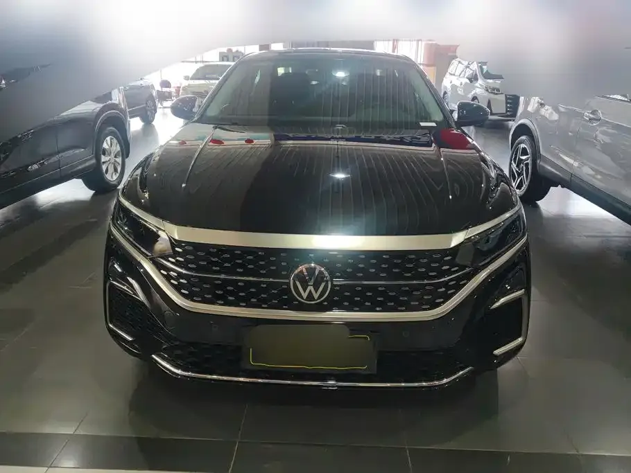 Volkswagen Passat — фото 5