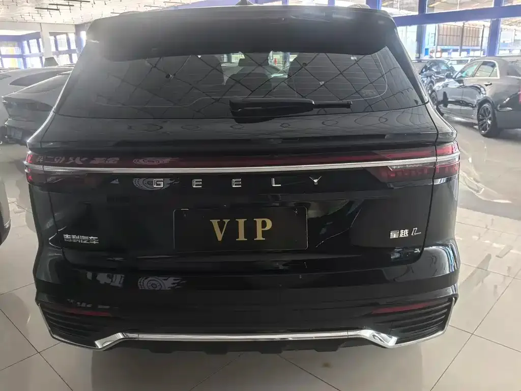 Geely Xingyue L — фото 10