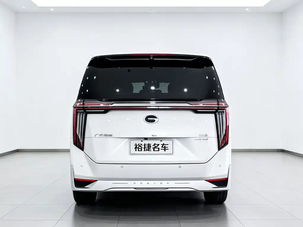 GAC Motor Trumpchi M8 — фото 8