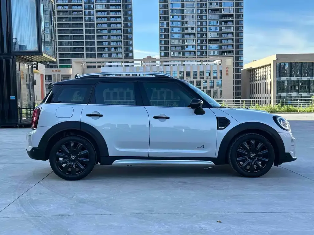 MINI Countryman — фото 10