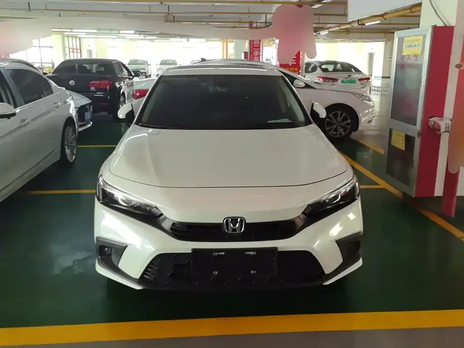 Honda Civic — фото 8