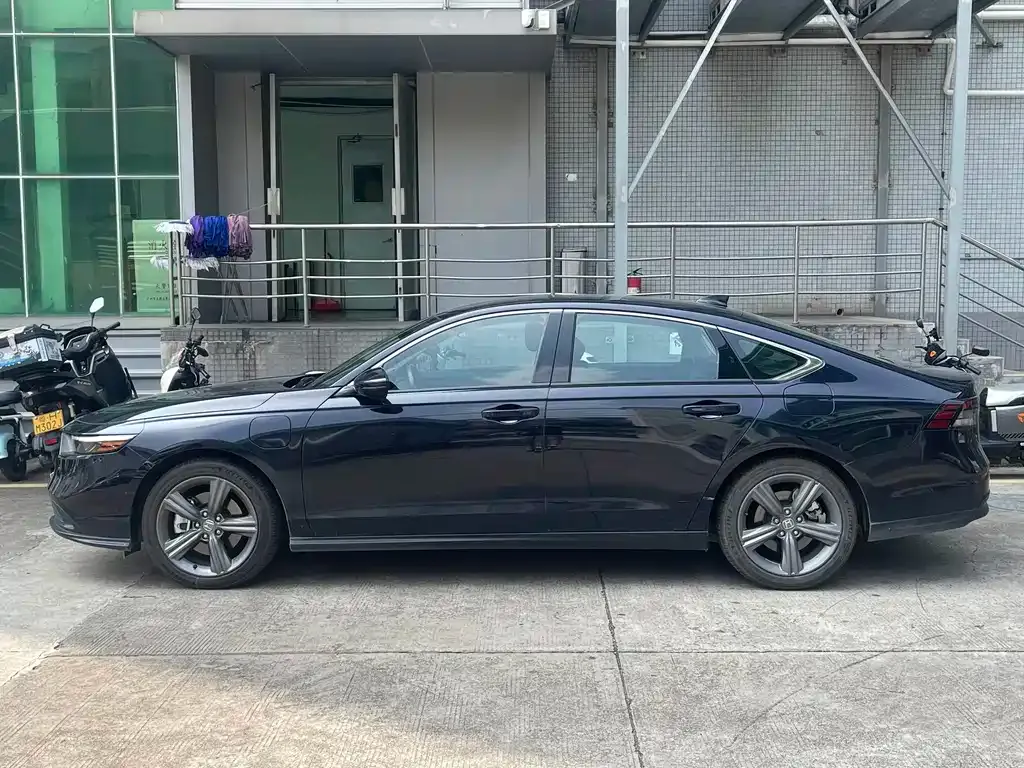 Honda Accord New Energy — фото 7