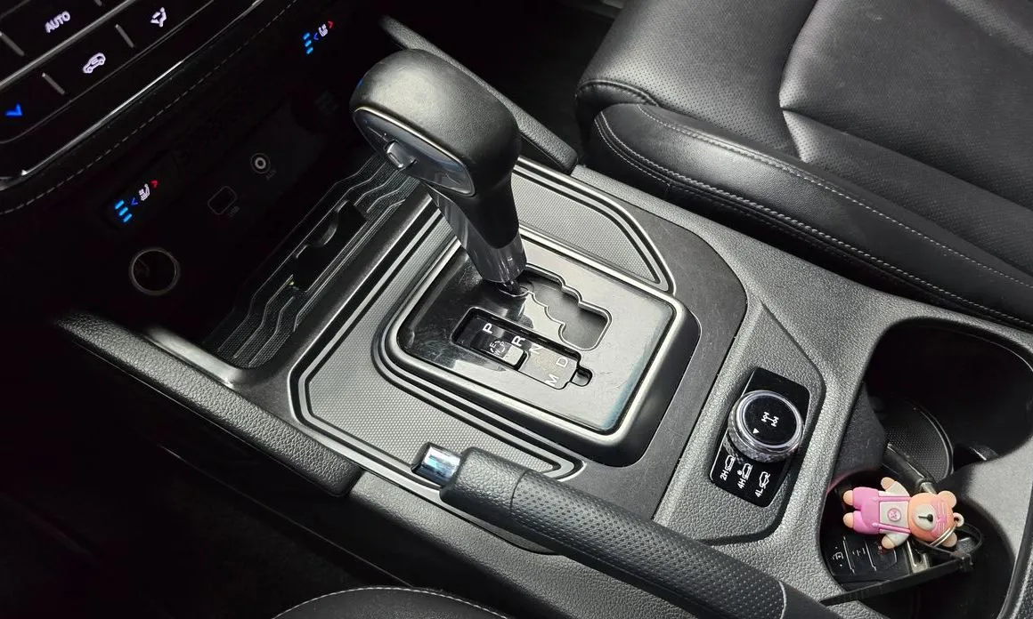KG Mobility (Ssangyong) Rexton — фото 10