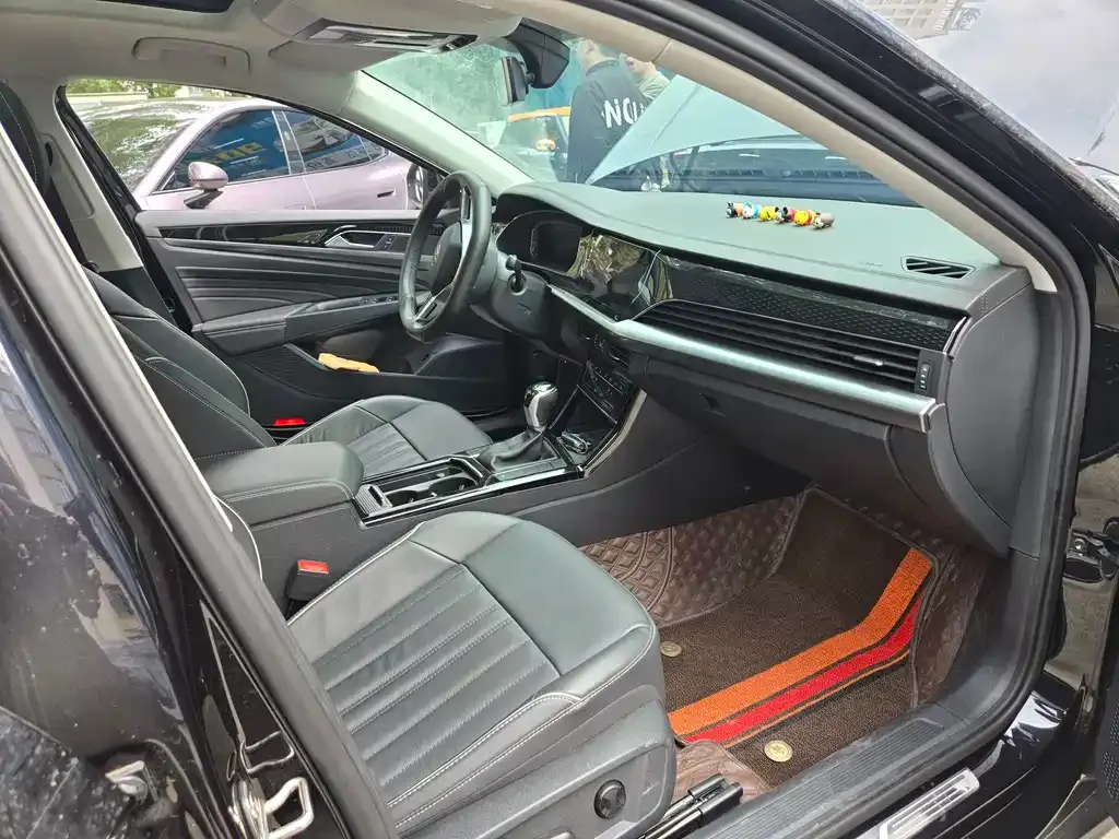 Volkswagen Passat — фото 6