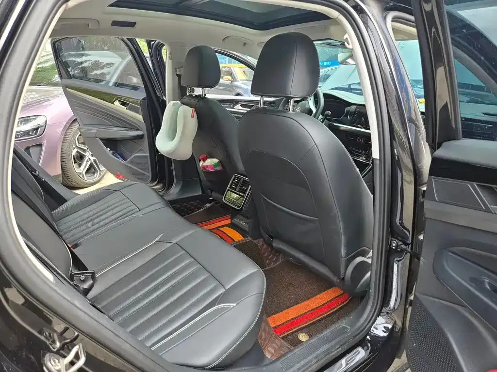 Volkswagen Passat — фото 5