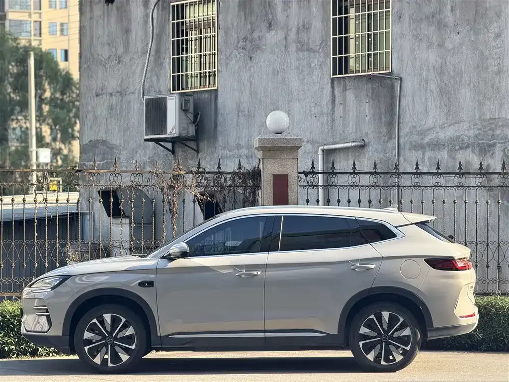 BYD PLUS New Energy — фото 10