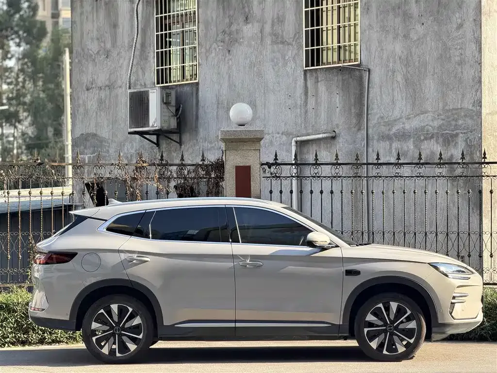 BYD PLUS New Energy — фото 8