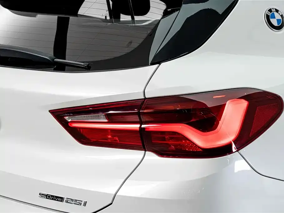 BMW X2 — фото 6