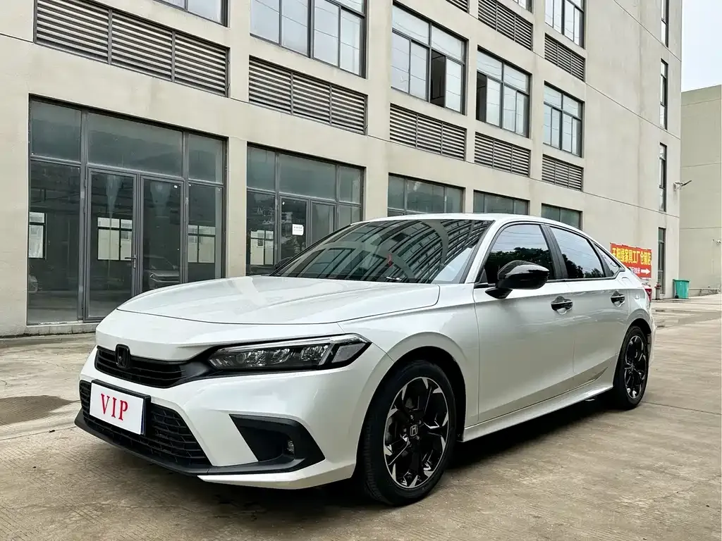 Honda Civic — фото 1