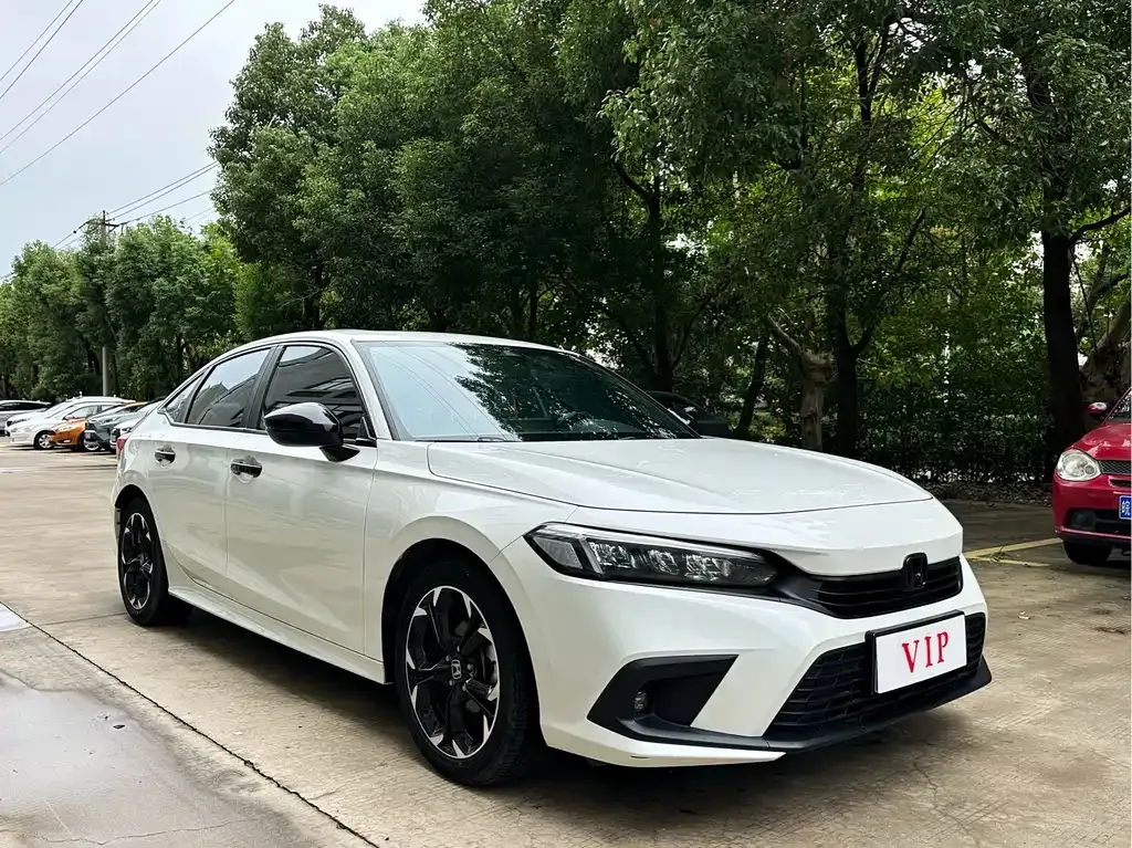 Honda Civic — фото 8