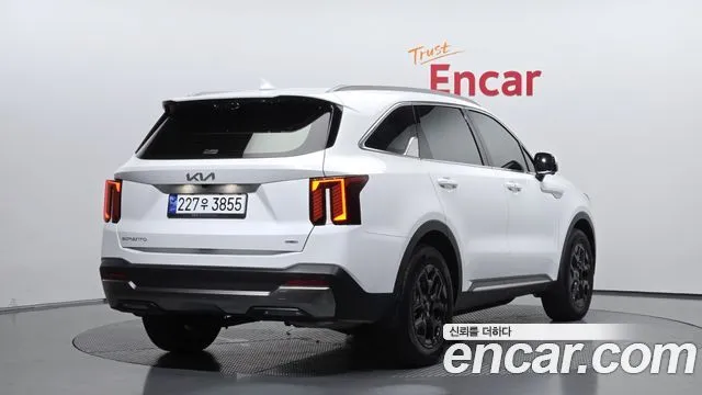 Kia Sorento — фото 5