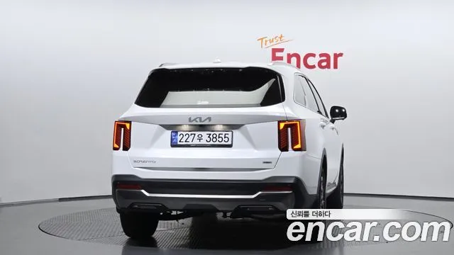 Kia Sorento — фото 4