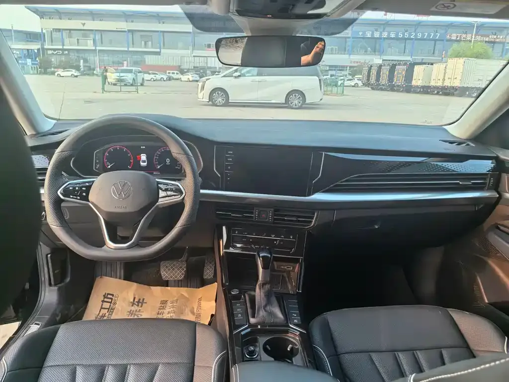 Volkswagen Passat — фото 4