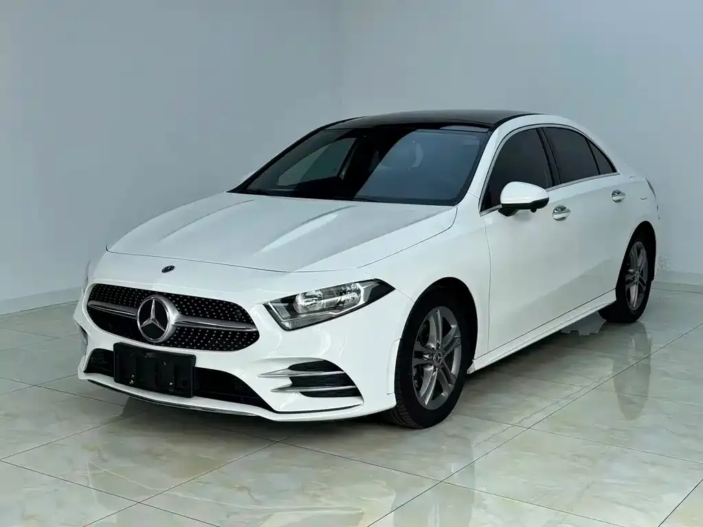 Mercedes-Benz A-Class — фото 1