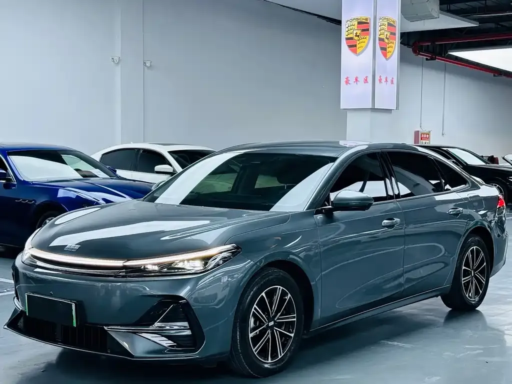 Geely Galaxy A7 EM — фото 1