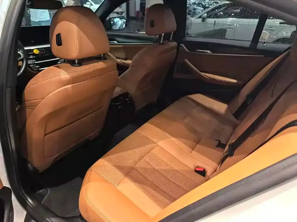 BMW 5 Series (Import) — фото 6