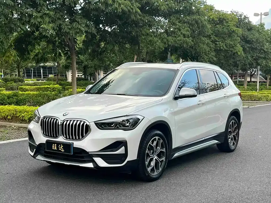 BMW X1 — фото 5
