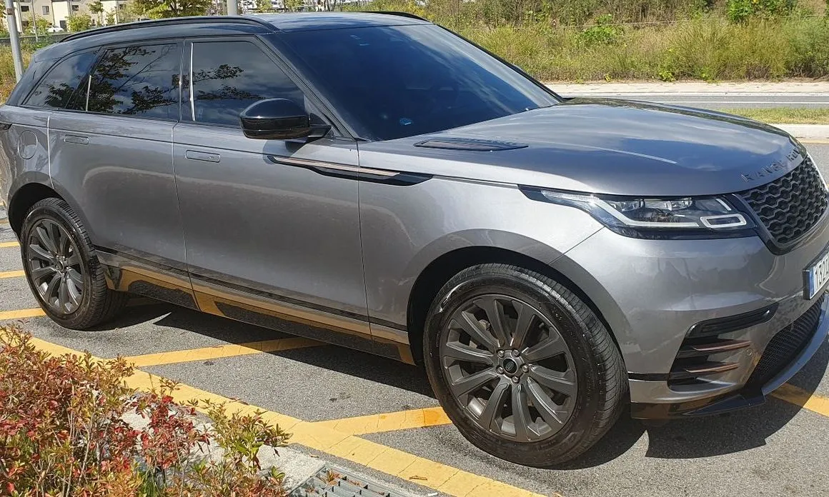 Land Rover Range Rover Velar — фото 10