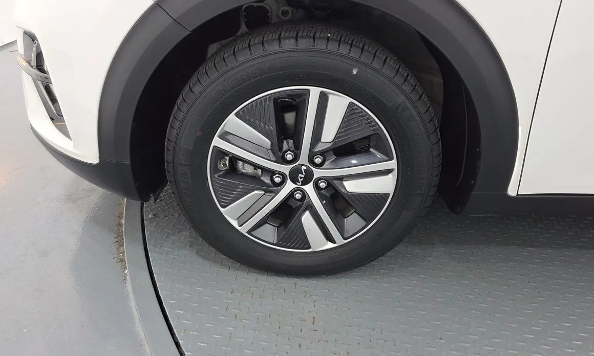 Kia Niro — фото 2