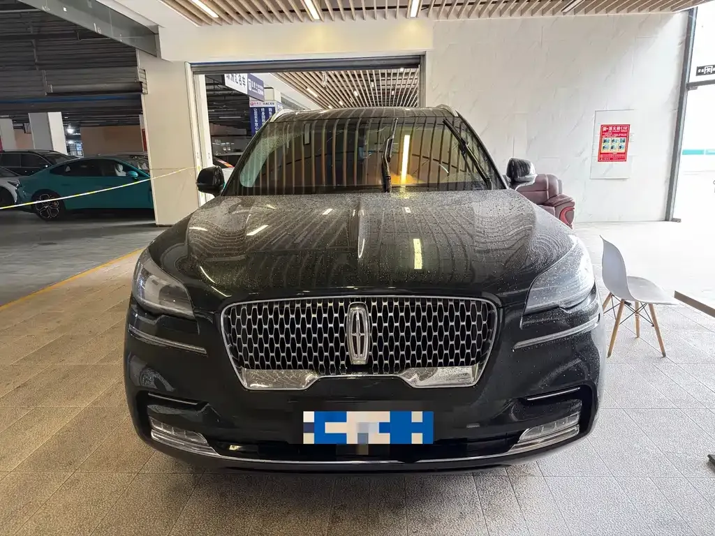 Lincoln Aviator — фото 1
