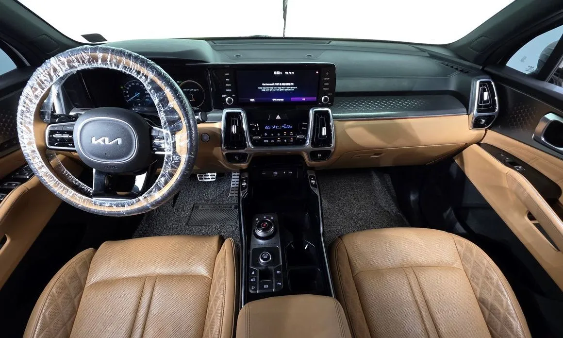 Kia Sorento — фото 10