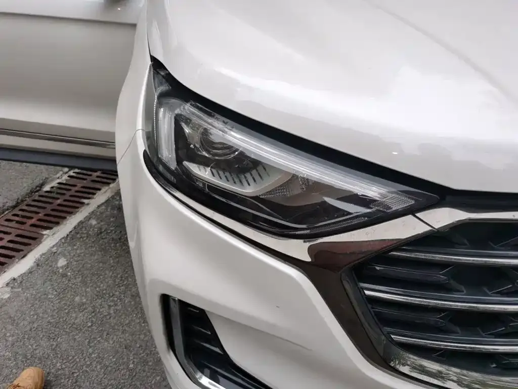 Ford Edge — фото 10