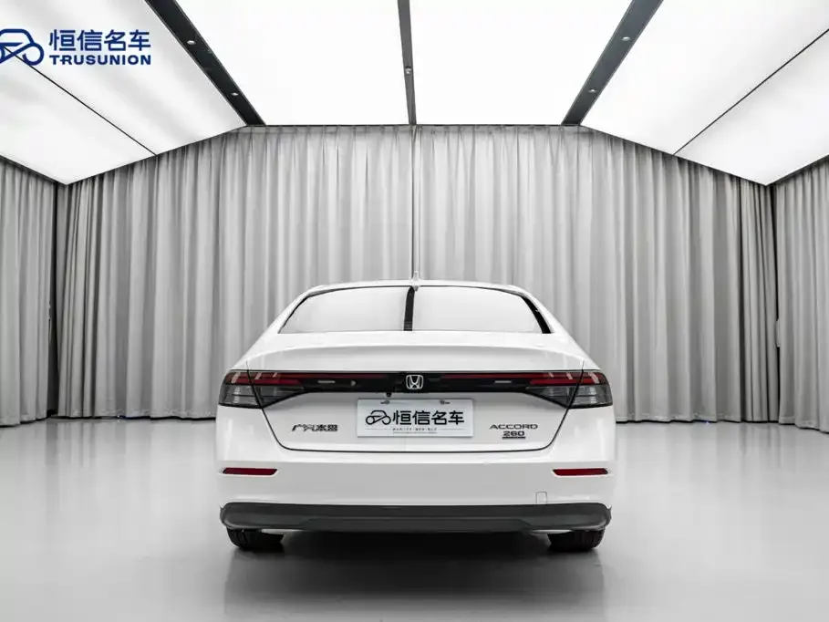Honda Accord — фото 4