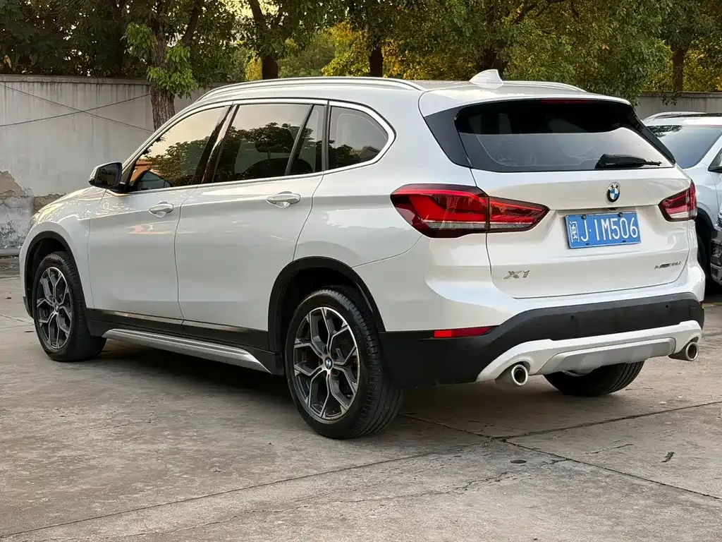 BMW X1 — фото 6