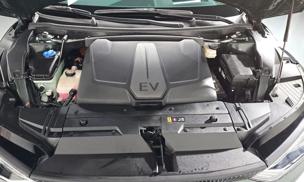 Kia EV6 — фото 9