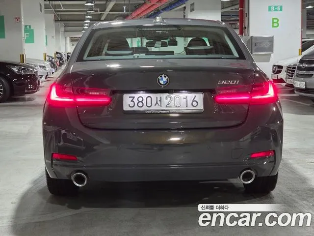 BMW 3-Series — фото 10