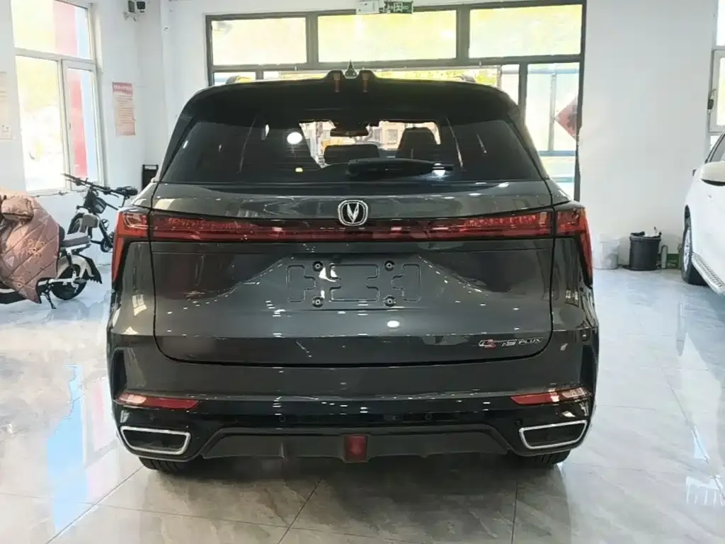 Changan CS75 PLUS — фото 4