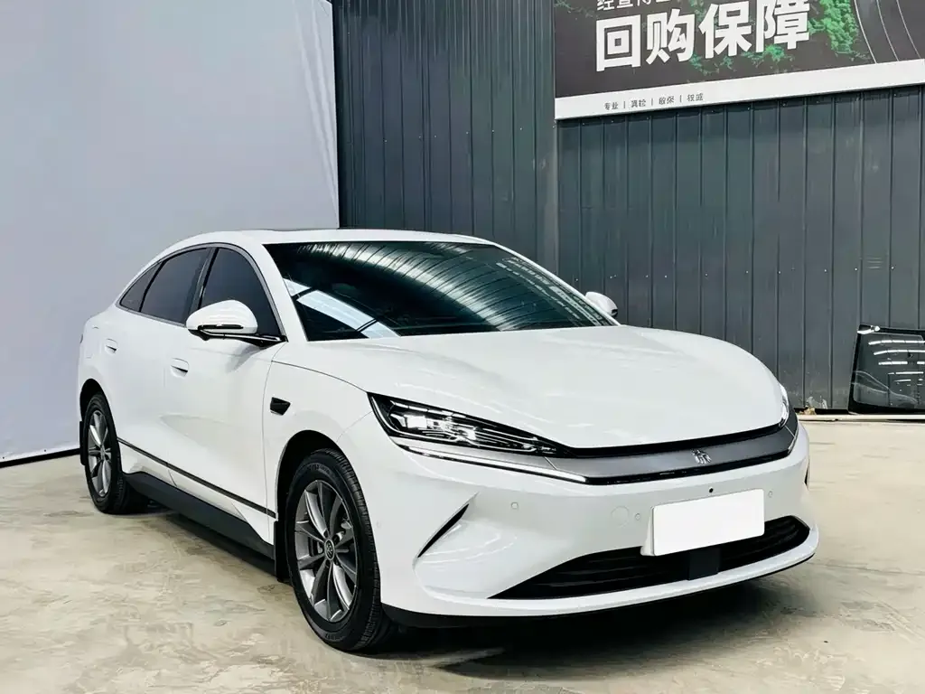 BYD Qin L — фото 8